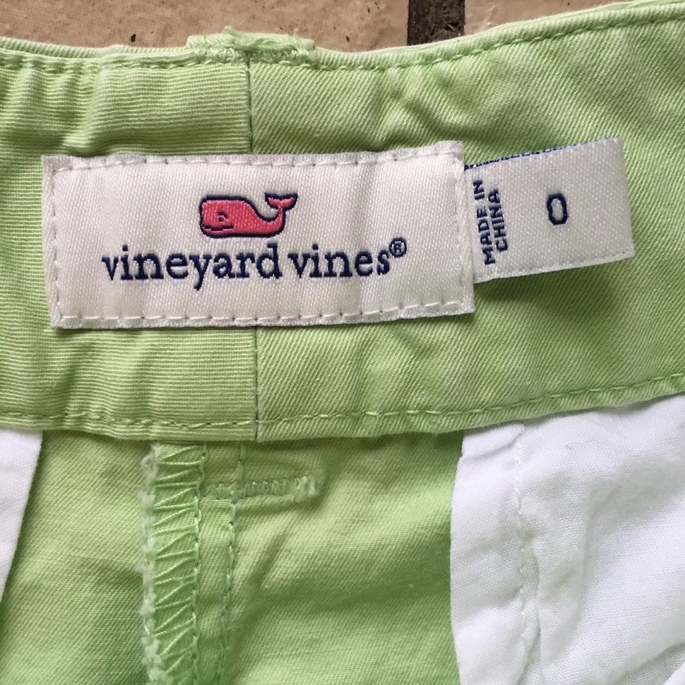Vineyard Vines Women’s 0 Pale Green Shorts - Picture 2 of 3